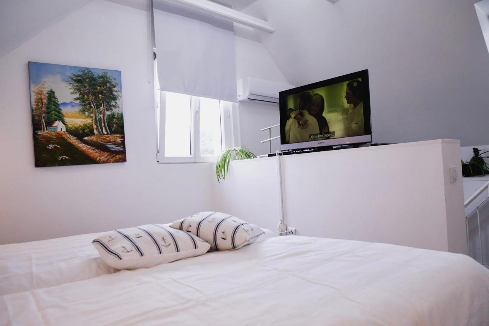 Apartments Dajcic فرازدينسكي توبليسي المظهر الخارجي الصورة