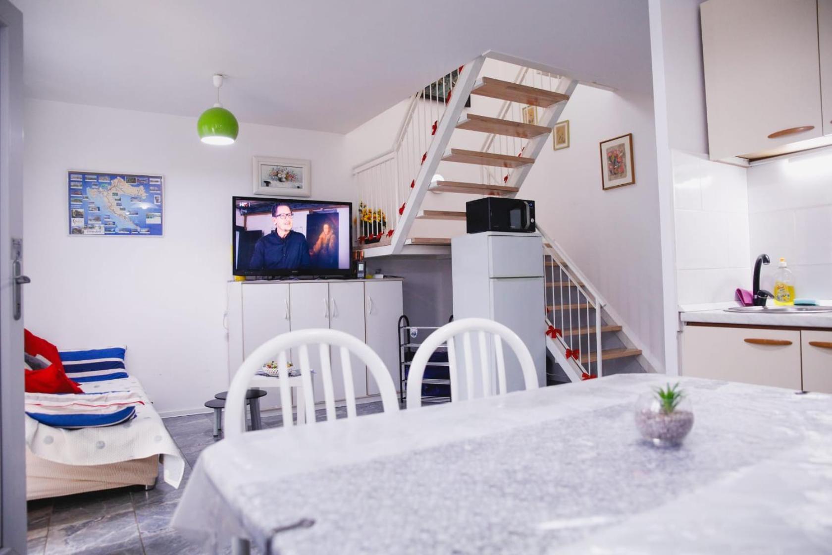 Apartments Dajcic فرازدينسكي توبليسي المظهر الخارجي الصورة